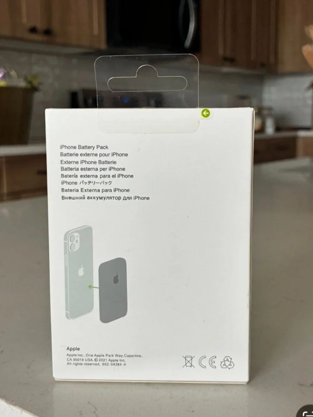 🍎 Apple iPhone MagSafe Battery Pack — NEW Keep your iPhone powered up wherever